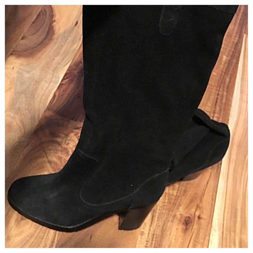 Brand new, Ralph Lauren suede boots