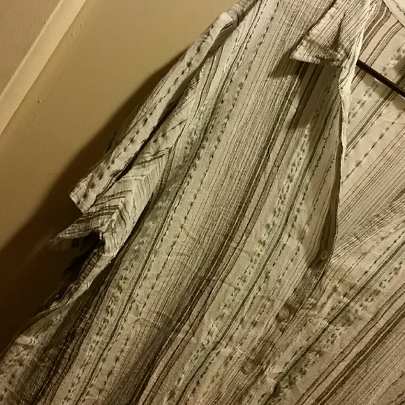 Blouse - Picture 3 of 3