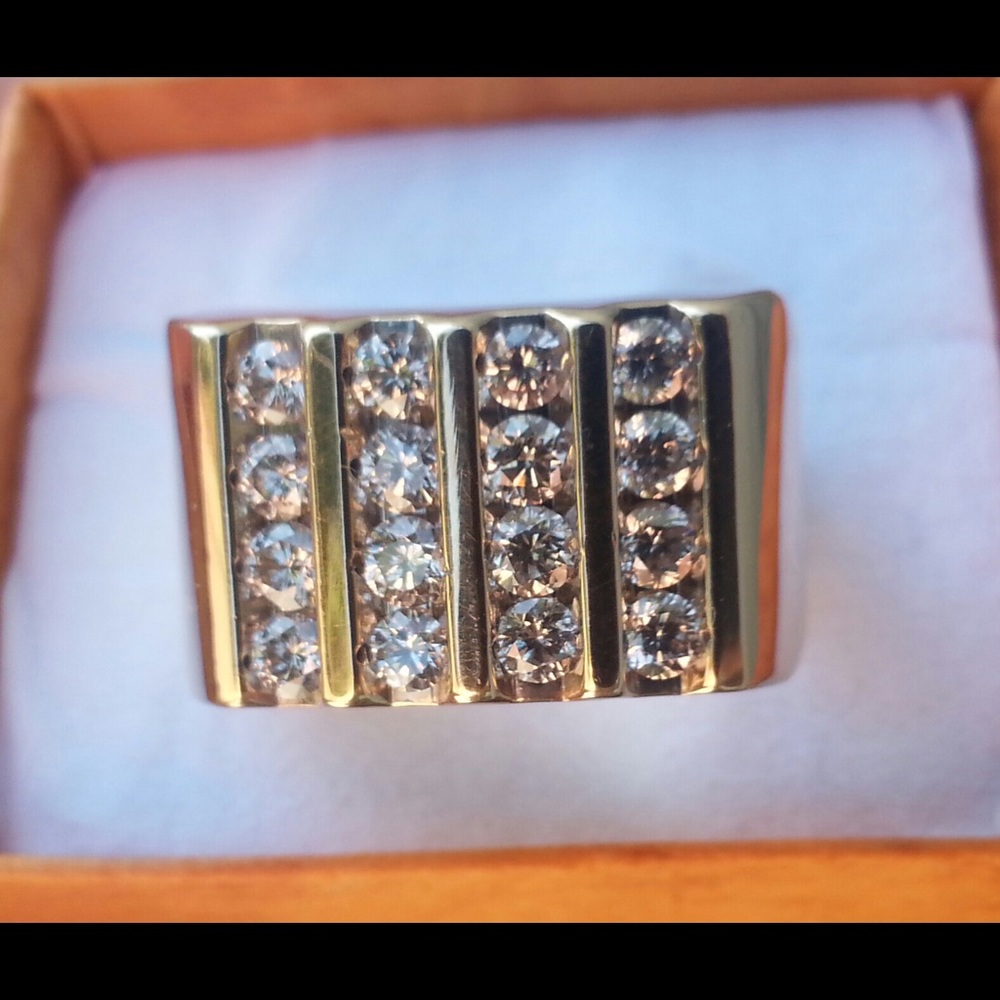 Man Diamons ring