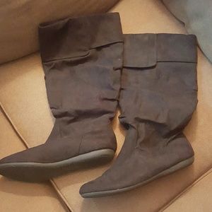 Womens boots