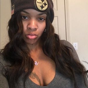 Meet your Posher, Cymone