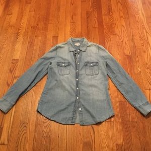 J Crew women's chambray shirt