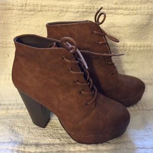 Candies size 8 lace up high heel booties