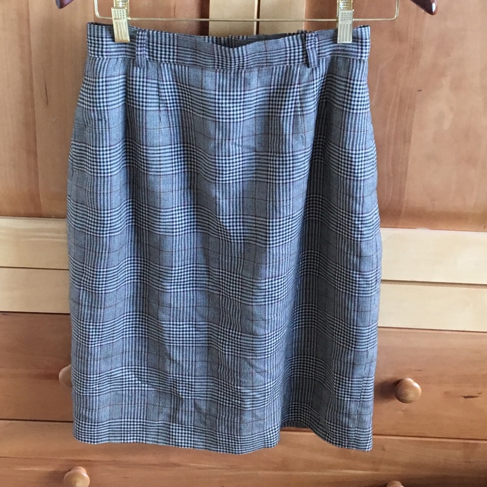 Liz Claiborne plaid pencil skirt