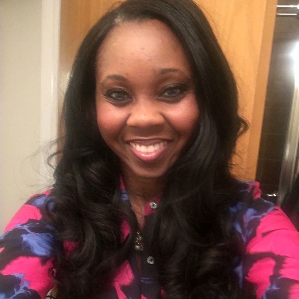 Meet your Posher, Courtney