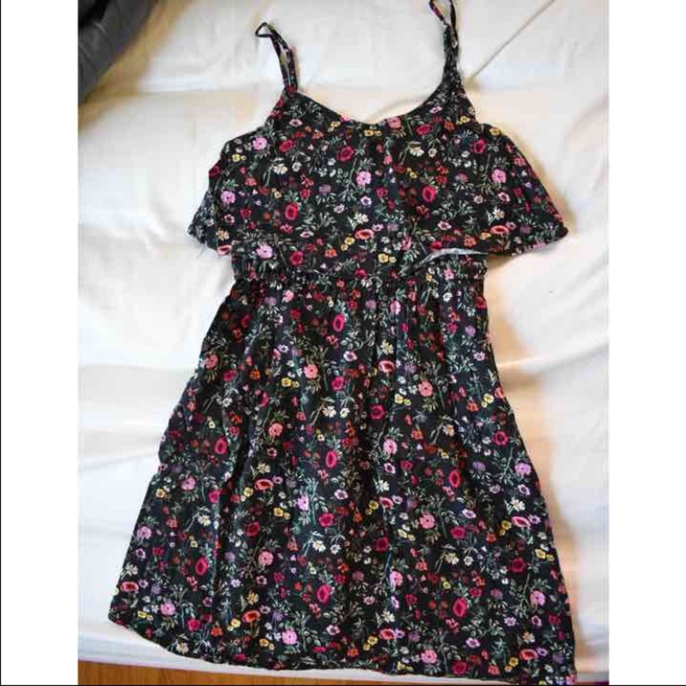 Divided cute summer dress