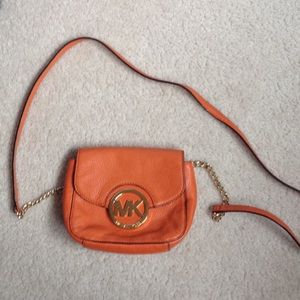 Authentic Michael Kors crossbody 😀