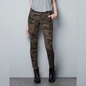 Zara Camouflage Skinny Pants