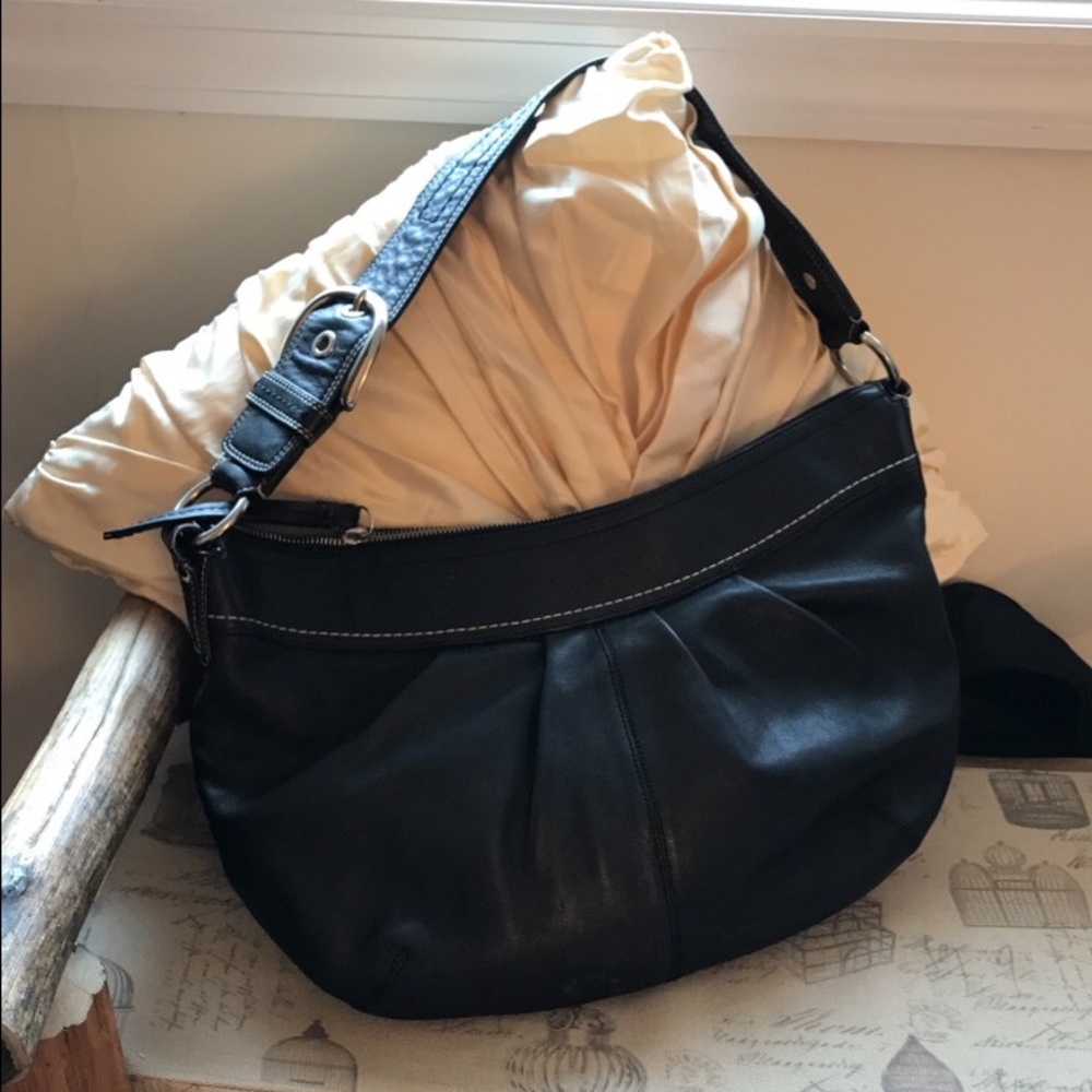 Coach Black Leather Lg Soho Bag