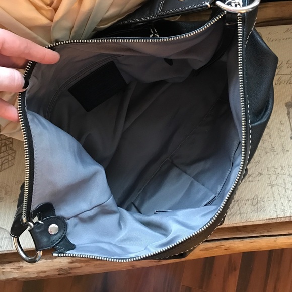 Coach Black Leather Lg Soho Bag - Picture 4 of 4