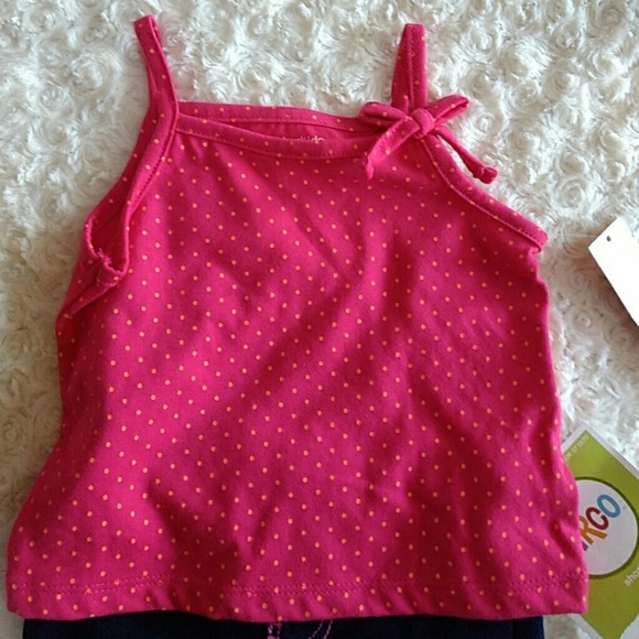 NWT Cute Outfit! - Picture 2 of 3