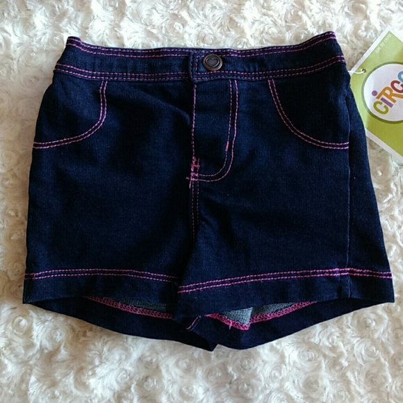 NWT Cute Outfit! - Picture 3 of 3