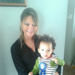 Meet your Posher, Hillary