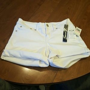 Ladies Seven Shorts