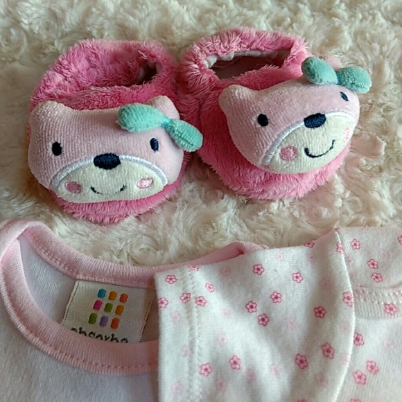 Cute onesies & slippers! - Picture 3 of 3