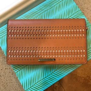 Stella & Dot Soho Flap Wallet