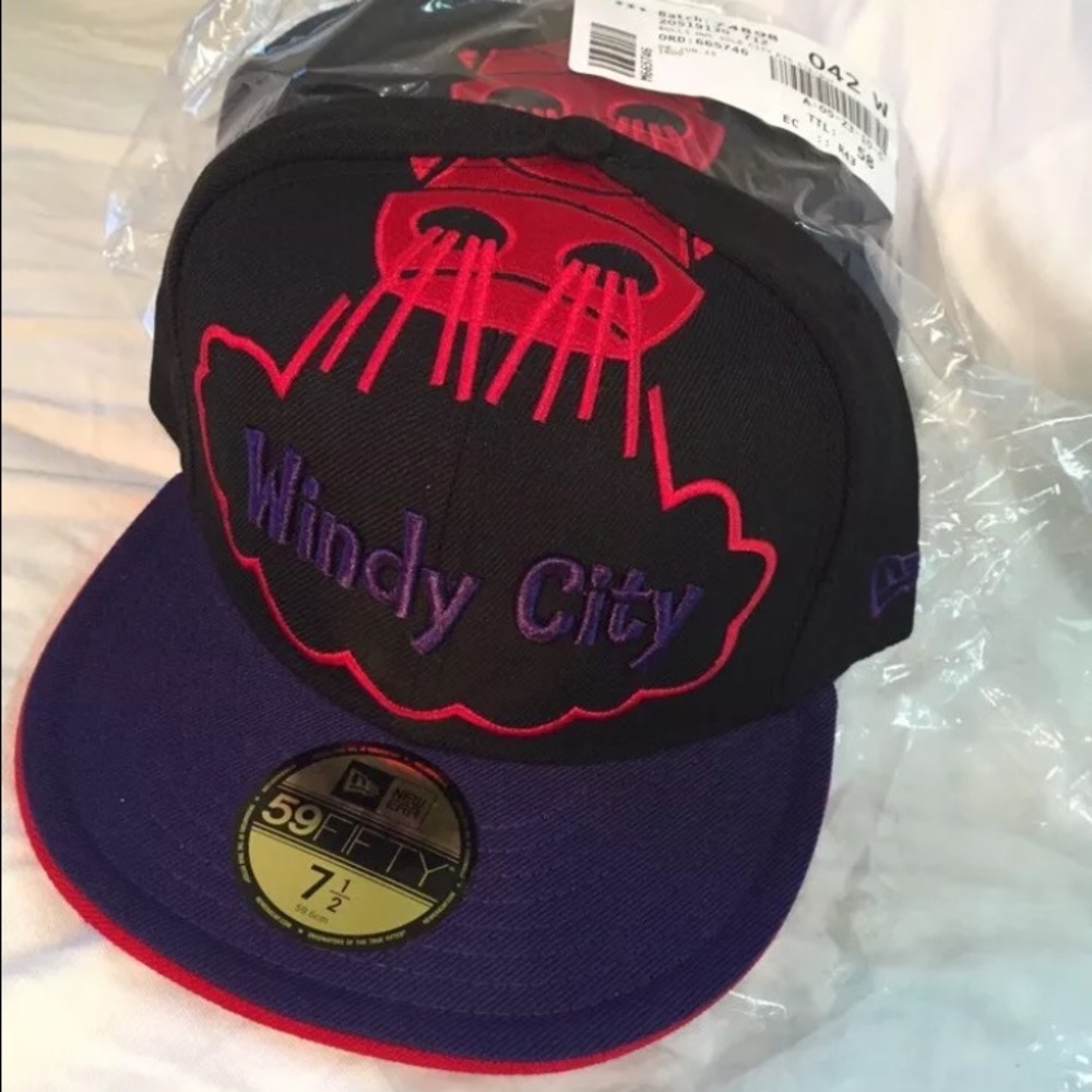 NWT Chicago bulls windy city fitted 59fifty hat
