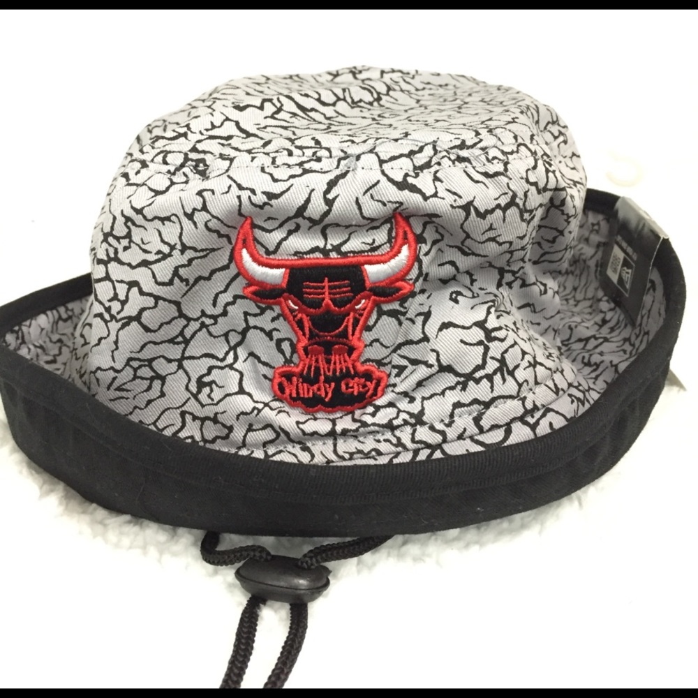 NWT Chicago Bulls Windy City bucket hat gray camo