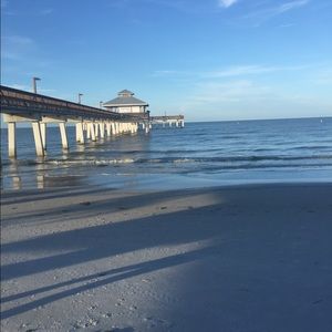 Meet your Posher, Claire