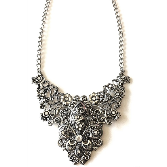 Boutique Jewelry - Fleur de Lis Statement Necklace Silver Rhinestone Boutique Jewelry - Fleur de Lis Statement Necklace Silver Rhinestone