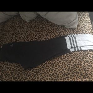 Adidas leggings
