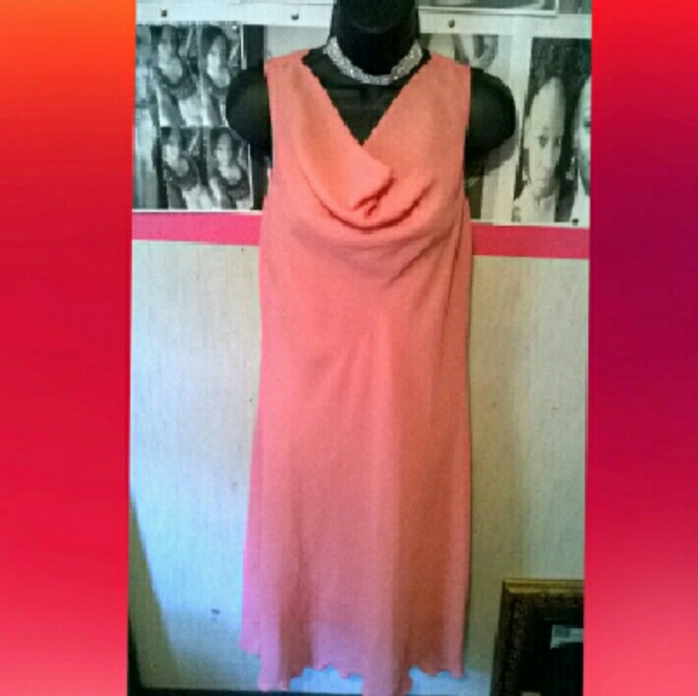 Elegant peach pink prom outing dress