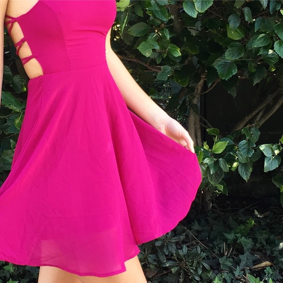 magenta lace up dress - Picture 3 of 4