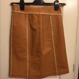 Genuine leather skirt with embroidered detail