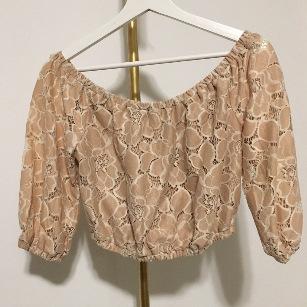 TULAROSA: top in pale blush.