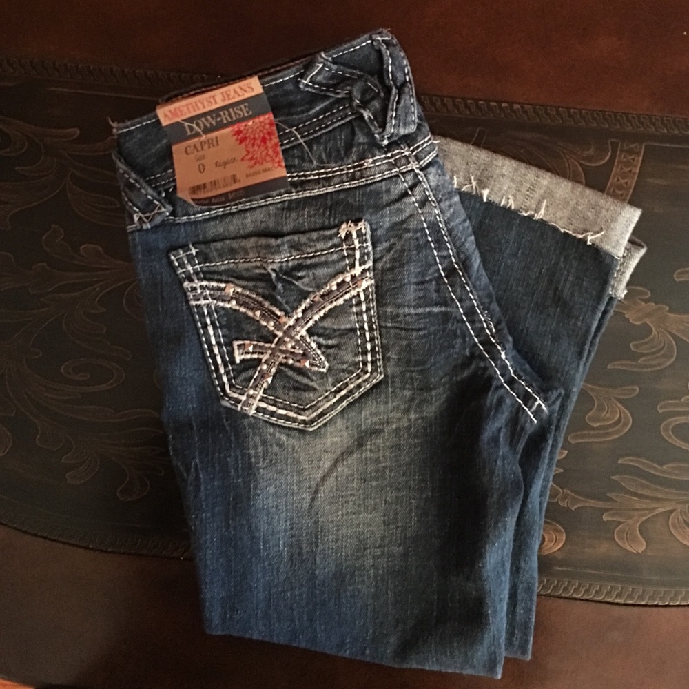 Amethyst Capri Jeans NWT!