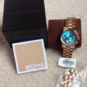 Authentic Michael kors watch 😀