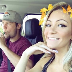 Meet your Posher, Calley