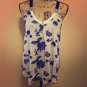 Super cute tank top!