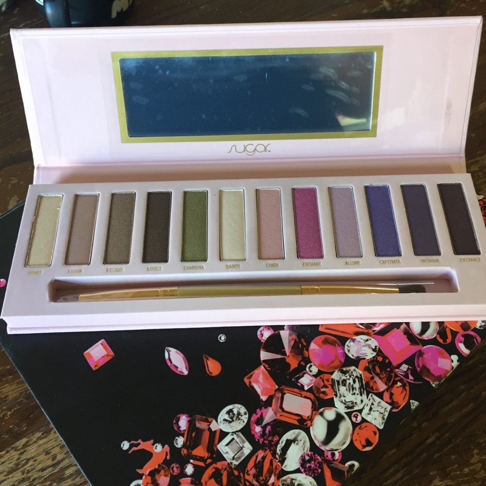 Sugar Sweet Echantress Eyeshadow Palette