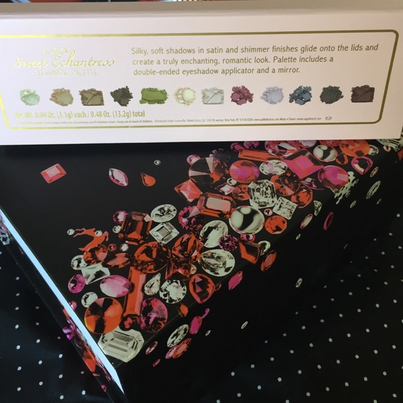 Sugar Sweet Echantress Eyeshadow Palette - Picture 3 of 4