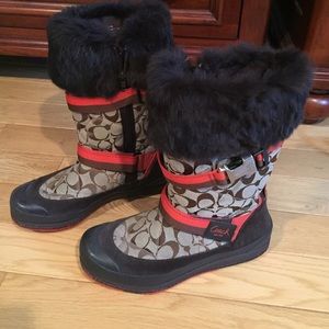 Coach with real fur winter boots size 9