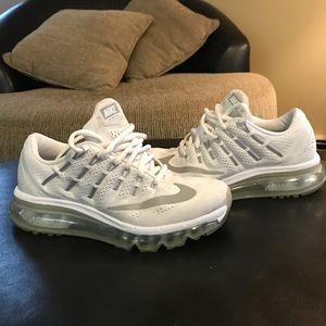 Nike Airmax 2016 woman's sneakers