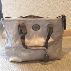 NWT Coach mini tote with carrying pouch