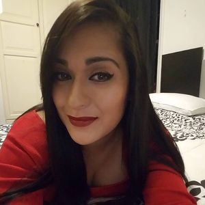 Meet your Posher, Oneyda