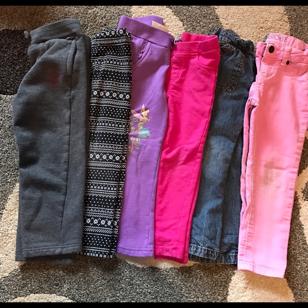 4T -lot of 6 pants 💕