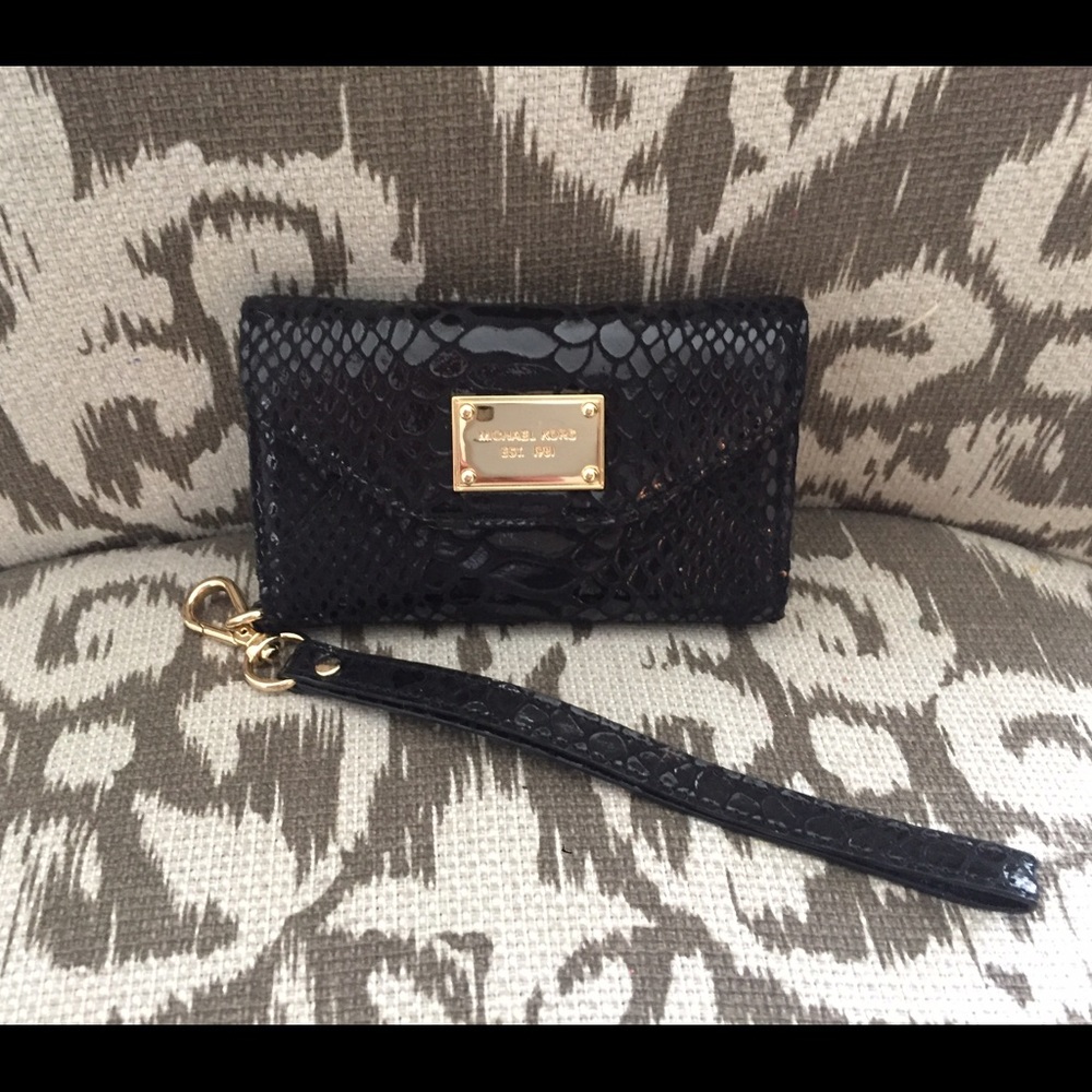 New Micheal Kors Black Apple iPhone 4/4s Wristlet