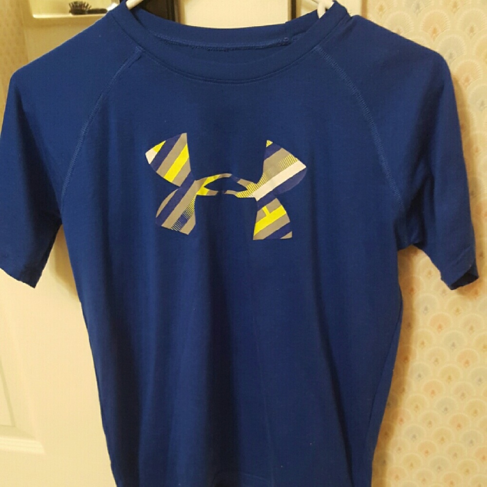 Under Armour Youth Shirt