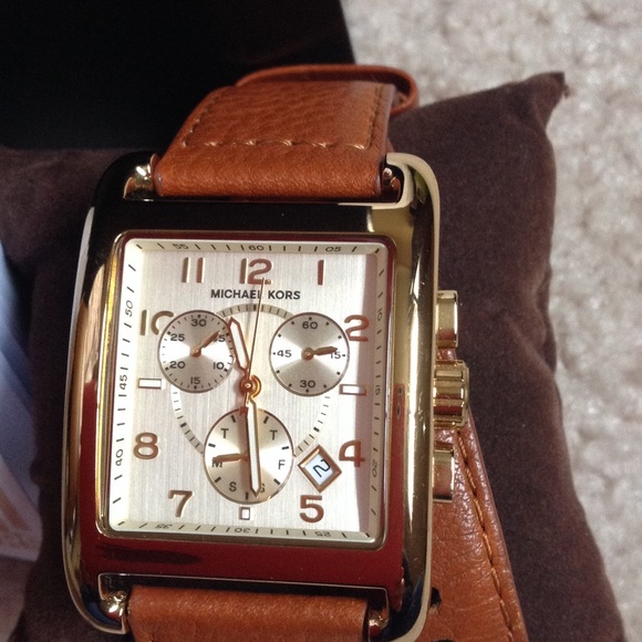 Authentic leather double strap Michael kors?