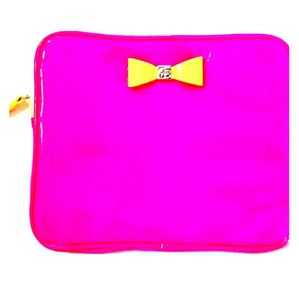 Jessica Simpson iPad/tablet/makeup/notebook bag