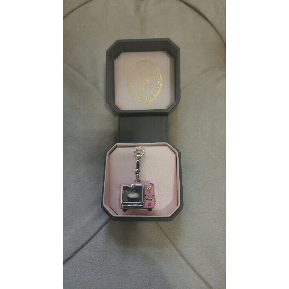 Juicy Couture Cupcake Oven Charm