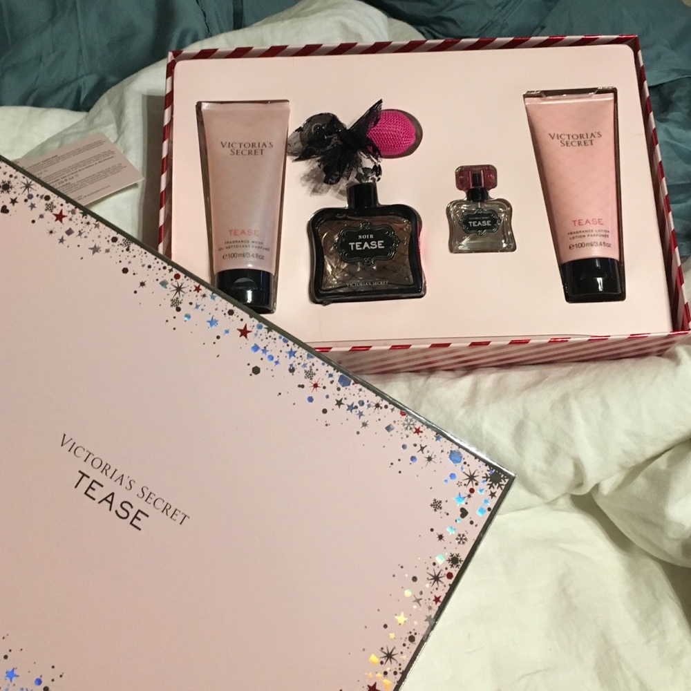 Victoria secret tease!