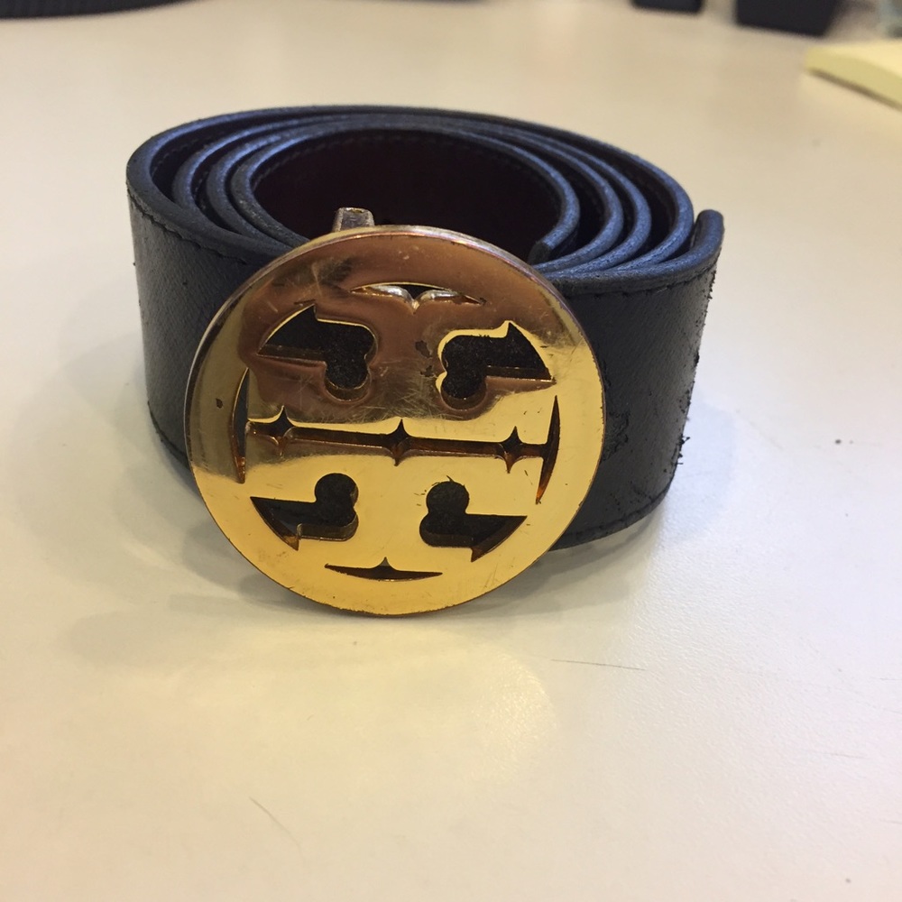 Mint condition Authentic Tory Burch Reva Logo Belt