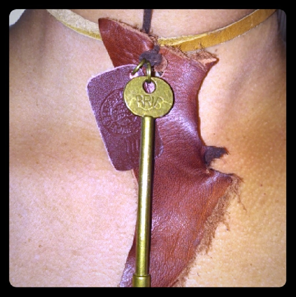 Key choker