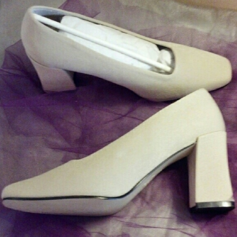 Jasmin Classic Beige/Khaki Fabric Pumps/Heels - Picture 1 of 14