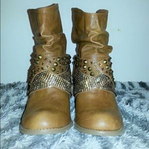 🌟NWOT Tan Ankle Boots💕